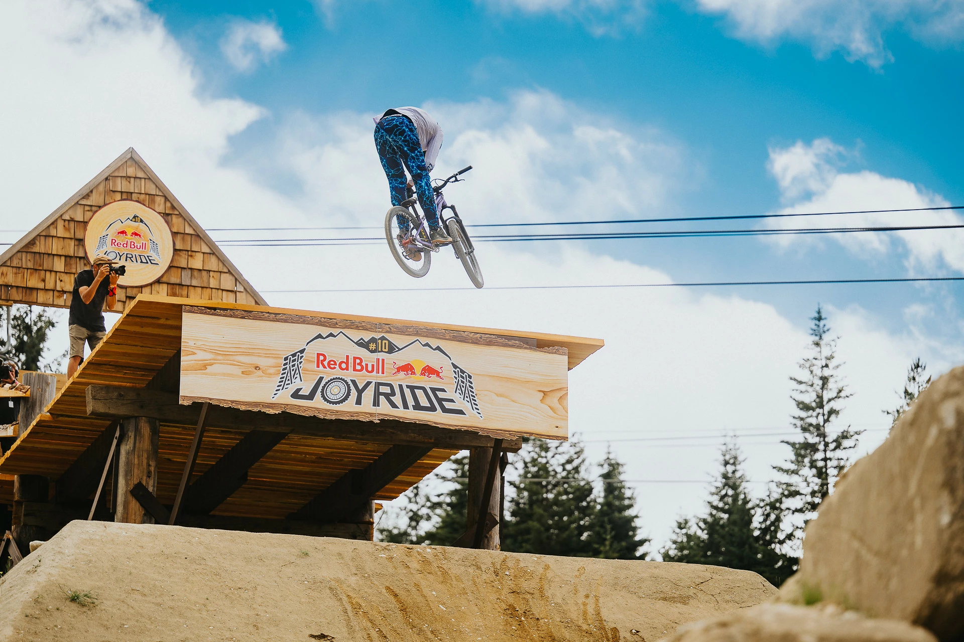 Page de garde -Vélos et Accessoires Soldes 301683759 10160404130022867 1627915728113658131 n